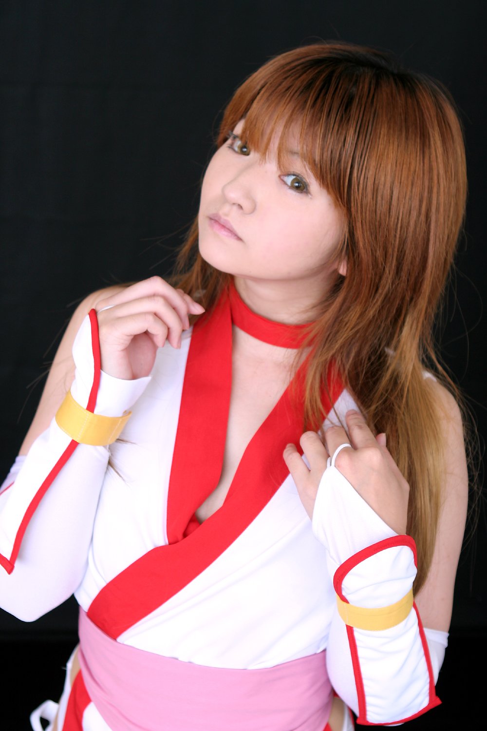 arisadeadoralive124.jpg