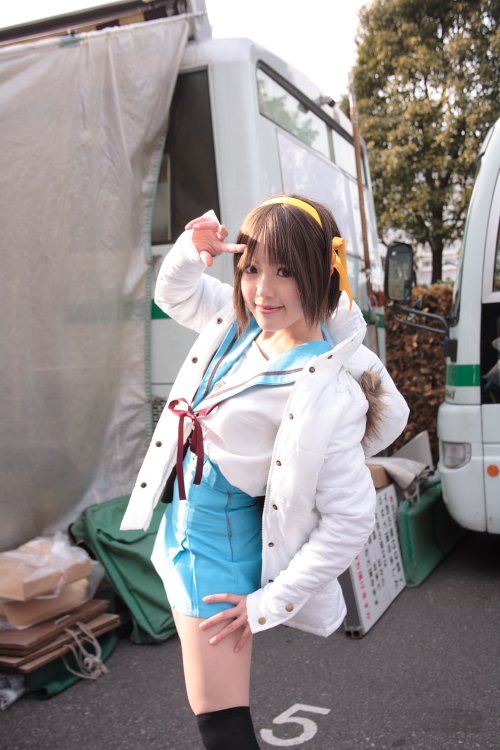 kipiuniforme64.jpg