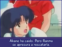 Akane ha caido. Ranma la rescata.